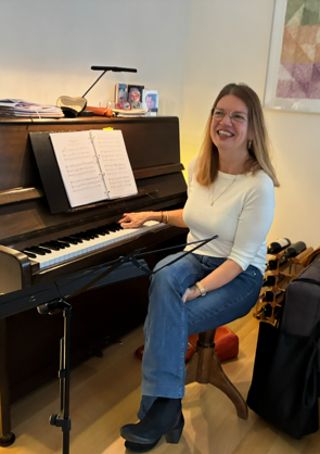 Koor dirigent Annemieke kamphuis